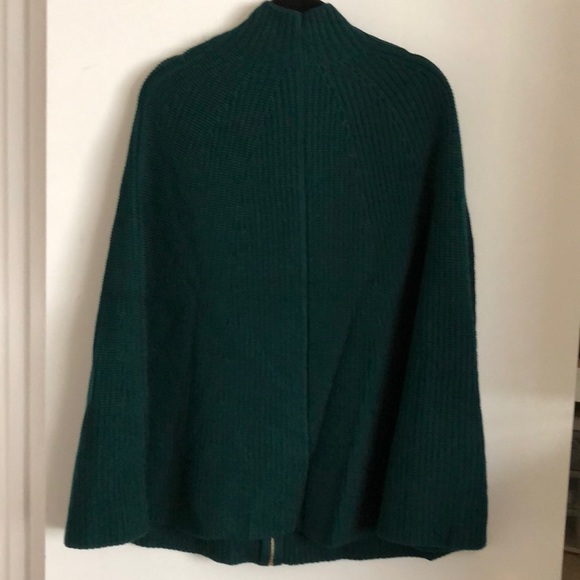 St. John Cape Zip Knit Emerald Green BRAND NEW NWT - Picture 5 of 5